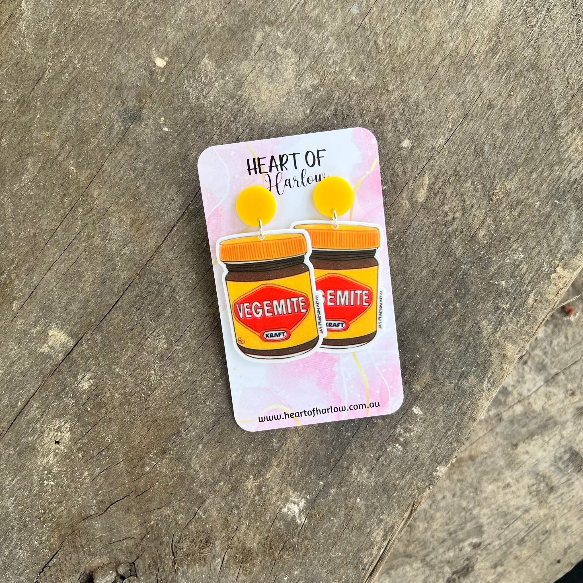 Aussie Spread Dangle Earrings