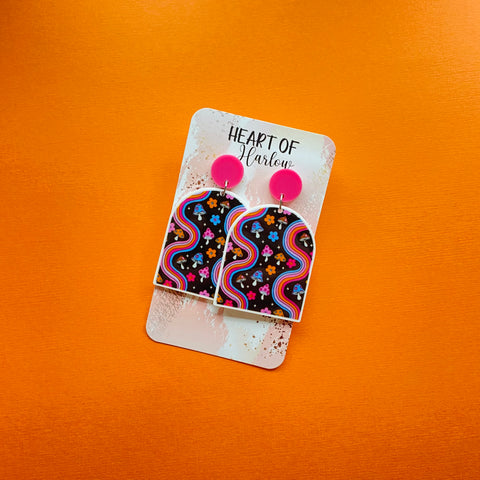 Groovy Arch Dangle Earrings